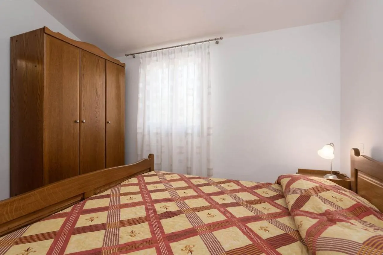 Apartments Saladinka Пореч